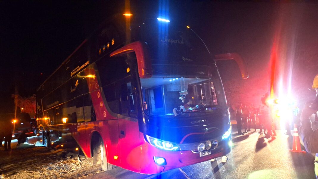 Niño de seis años muere atropellado por ómnibus en la carretera Panamericana Norte. Foto: Difusión.
