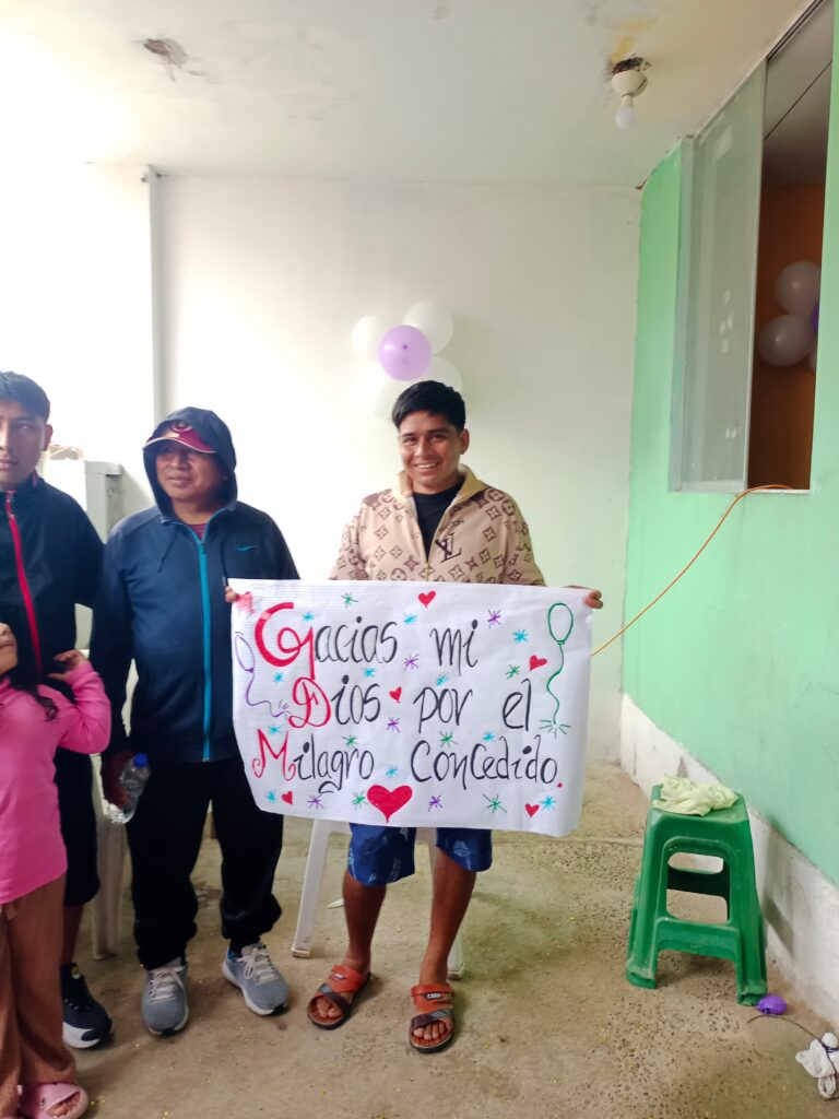 “Hemos vuelto a nacer”: tres pescadores regresan a Piura tras 55 días perdidos en altamar. Foto: Reporteros 365/ Guisella Lachira. 
