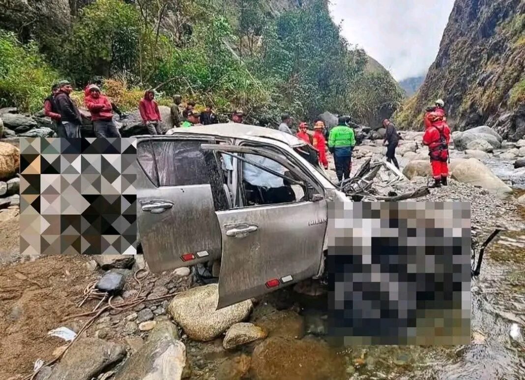 Tragedia en la sierra central: camioneta cae a un abismo en Tarma y mueren siete personas, entre ellas dos niños. Foto: difusión.