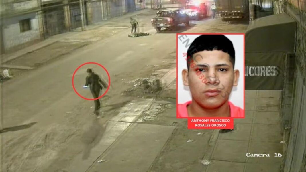Identifican a sujeto que robo arma a policía caído durante enfrentamiento con delincuentes en La Victoria. Foto: Perú 21.