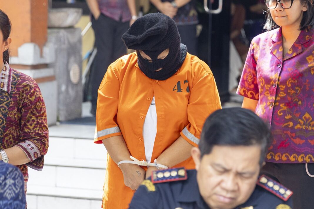 Una peruana es detenida con 1,4 kilos de cocaína en Indonesia. Foto: EFE.