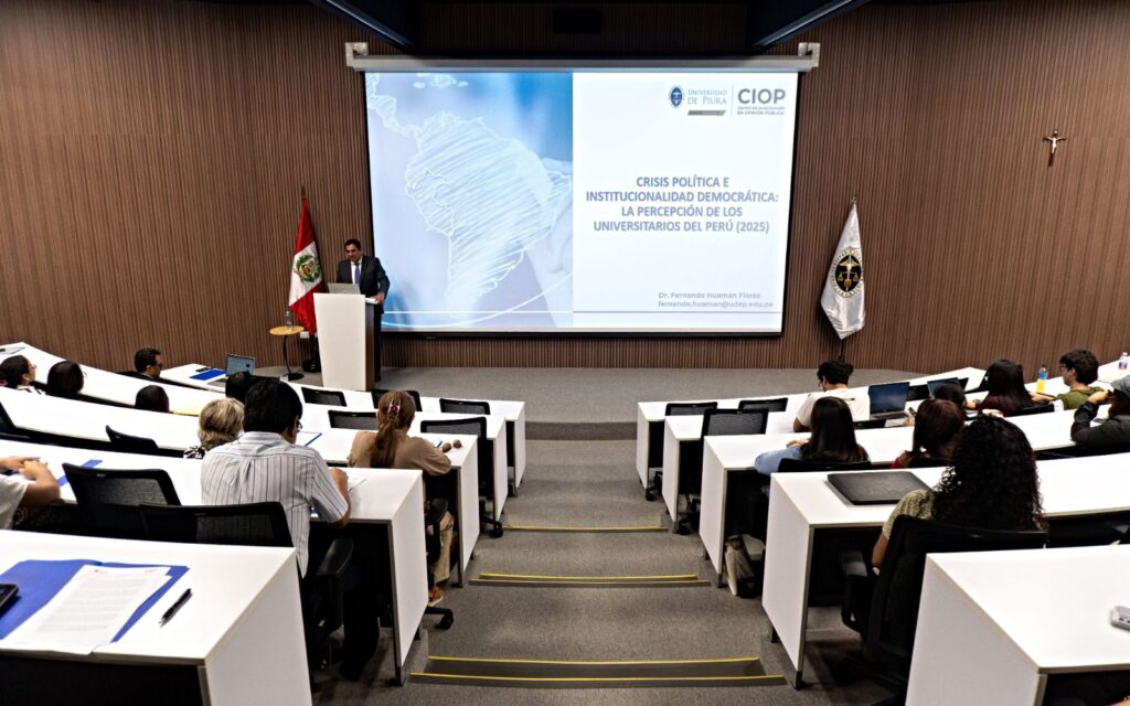 94% de universitarios planea emigrar: encuesta de la UDEP revela desconfianza en instituciones y temor al futuro del país. Foto: Difusión.
