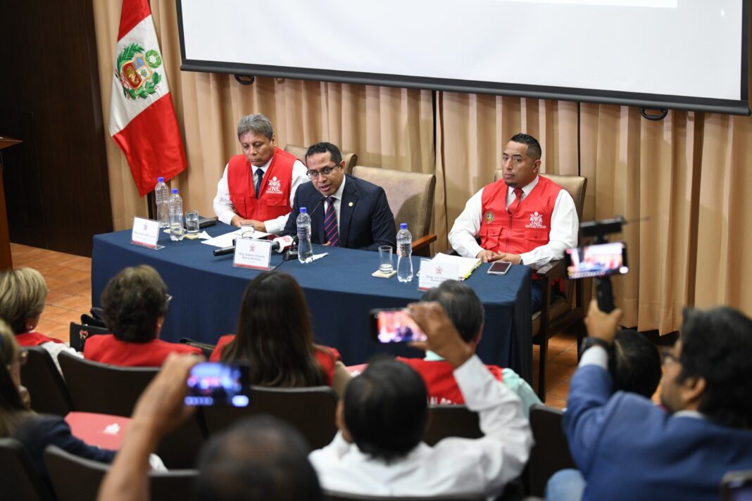 Presidente del JNE pide a los partidos “filtrar bien” a sus candidatos para evitar tachas o exclusiones. Foto: Difusión.