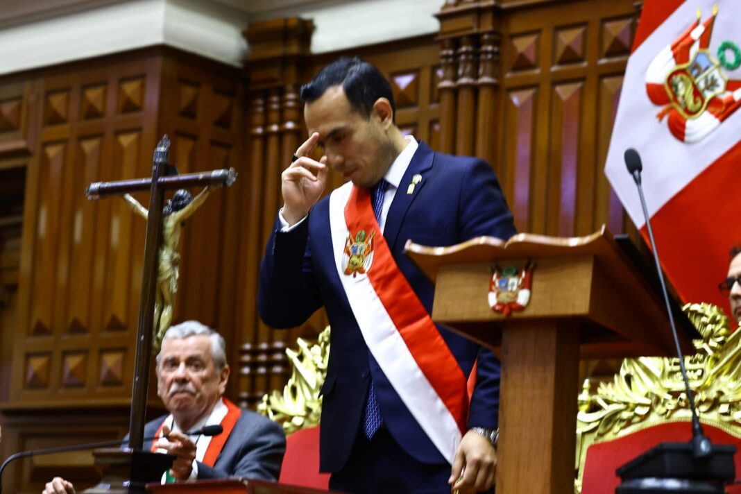 De accesitario a jefe de Estado: José Jerí el nuevo presidente que asume en medio de controversias. Foto: Difusión.