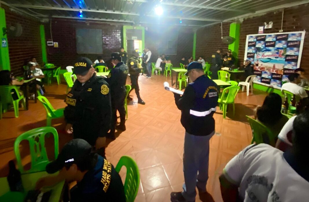 Fiscalía y Policía clausuran cuatro bares clandestinos en Veintiséis de Octubre. Foto: Difusión.