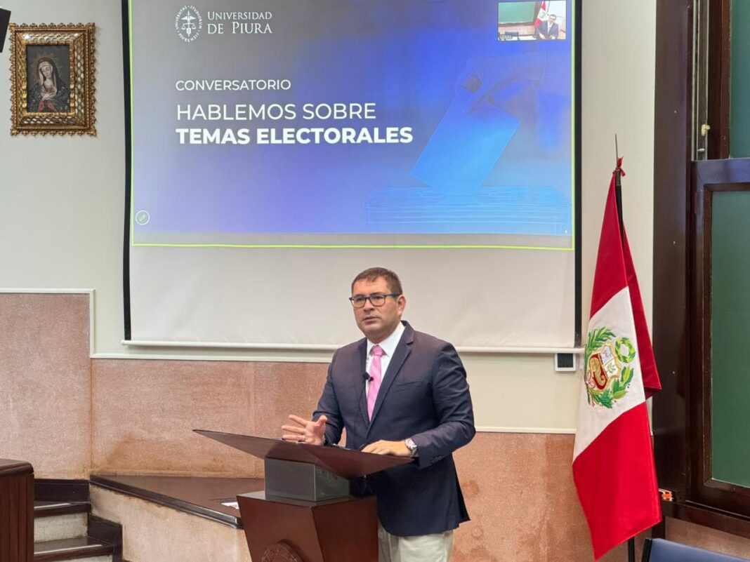 Fallas en el control del Estado afectan la confianza electoral, advierte especialista Guillermo Chang. Foto: Difusión.