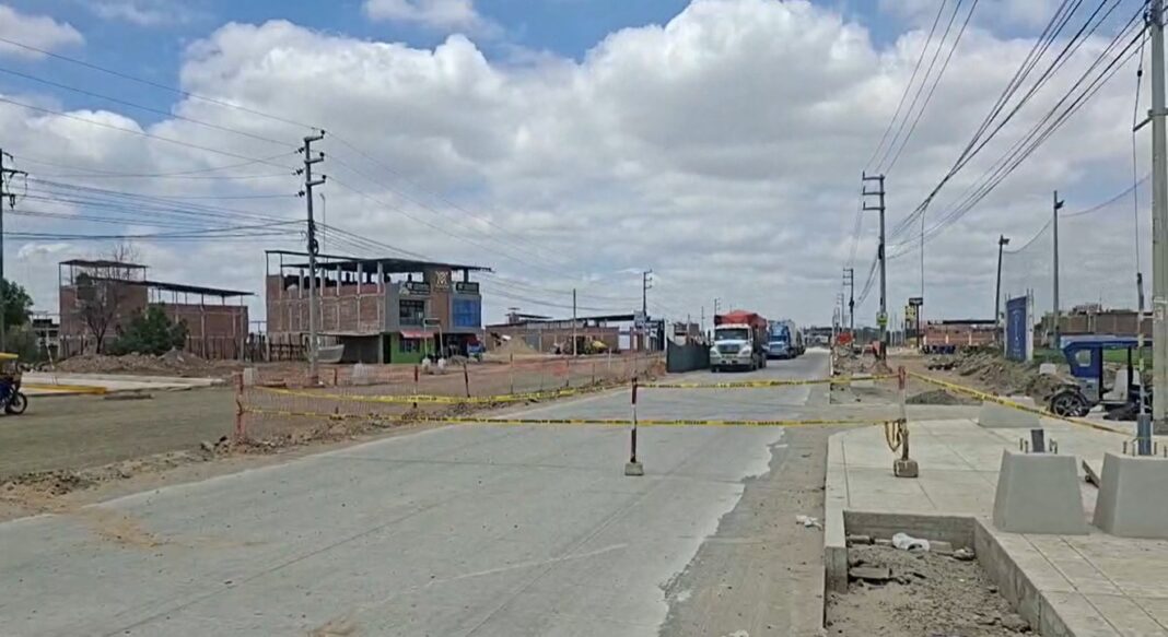 Obra de Av. José de Lama paralizada tras resolución de contrato entre el Gobierno Regional y consorcio ejecutor. Foto: Difusión.