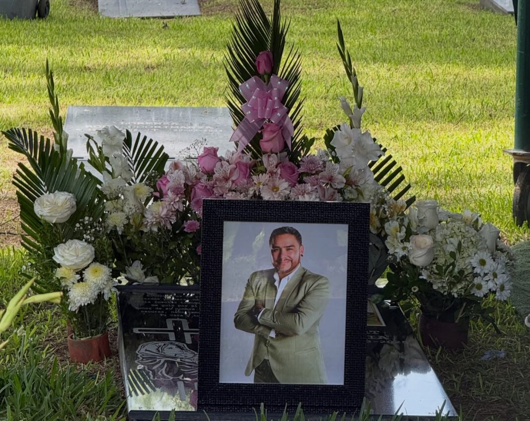 “Tu ausencia duele”: viuda de Paul Flores lo recuerda con emotivo mensaje a un año de su partida. Foto: Difusión.