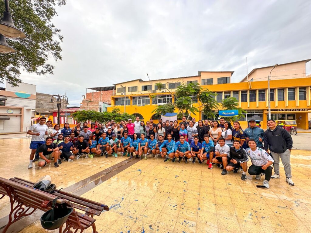 Piura pionero en running financiero: Santa Isabel Runclub impulsa entornos laborales más saludables para sus colaboradores. Foto: Difusión.