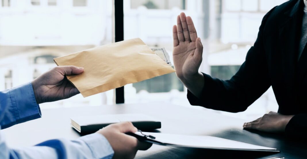 9 de cada 10 peruanos exige más transparencia para frenar la corrupción en proyectos de inversión. Foto: Difusión.