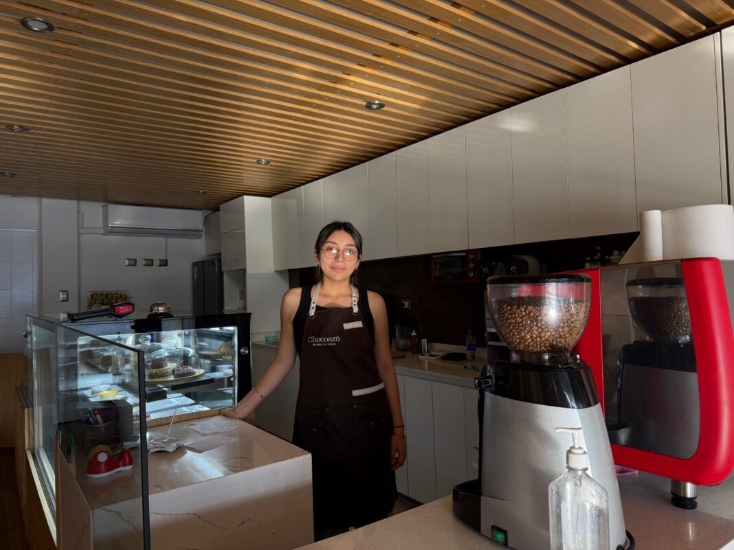 Chocoazú: el arte y persistencia de Ariadna Cruz