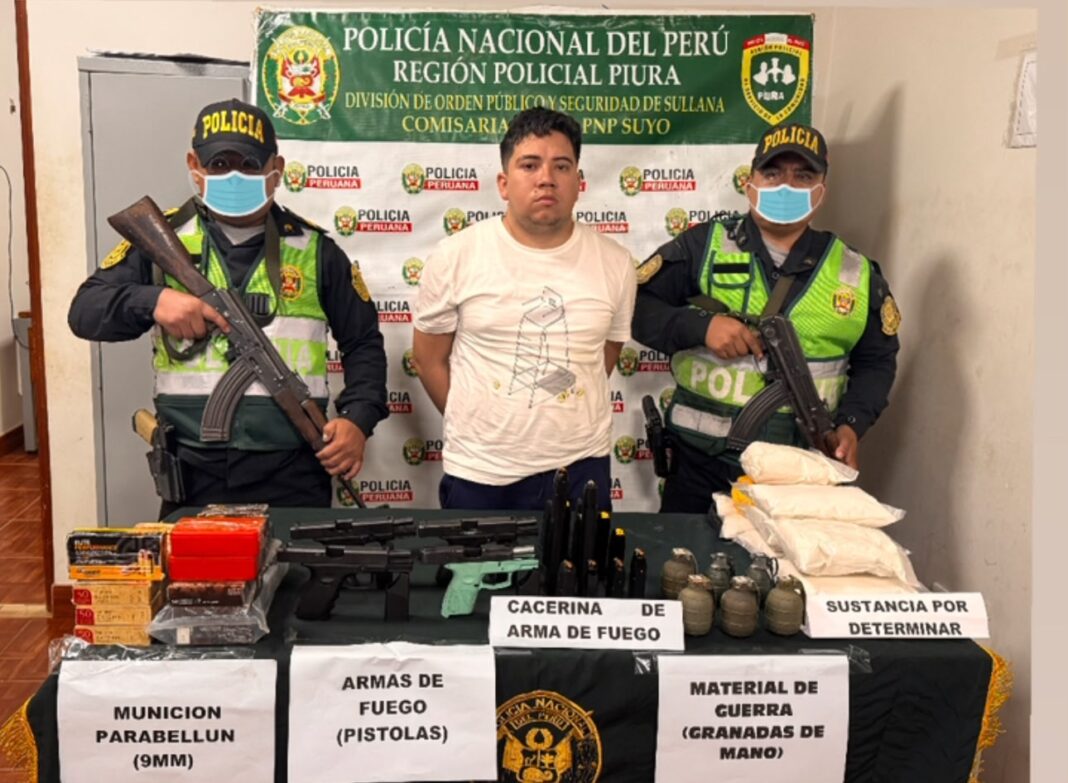 Cae presunto miembro de “Los Pulpos” con arsenal de guerra en Suyo: investigan si armas fueron usadas en la masacre de Santa Teresita. Foto: PNP.