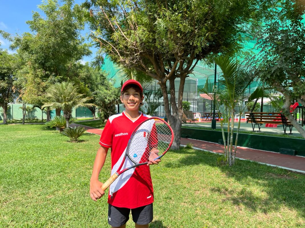 Ignacio Checa, la joven promesa piurana que brilla en el tenis internacional